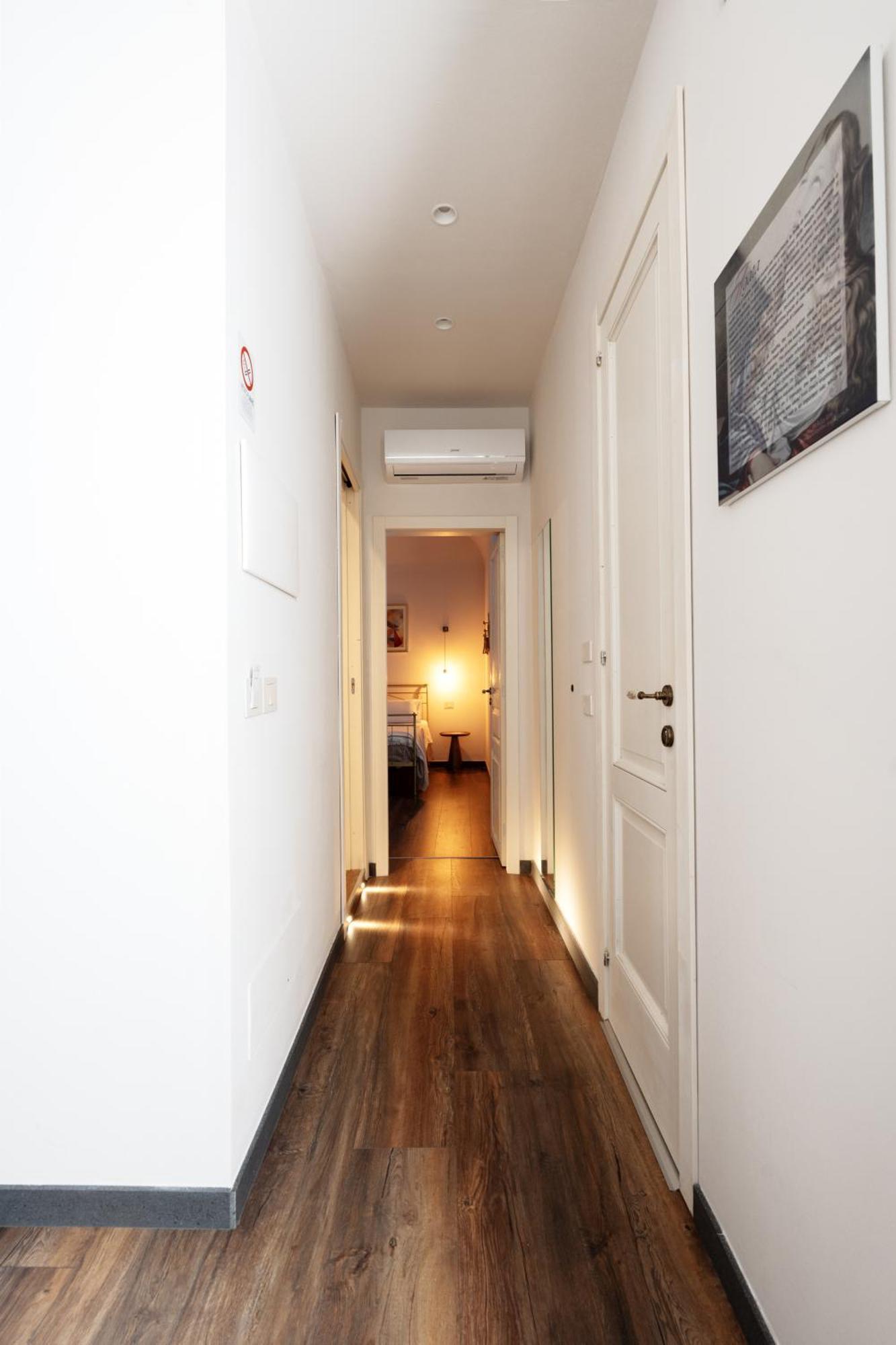 Holiday Lux Boutique Room Катанія Екстер'єр фото