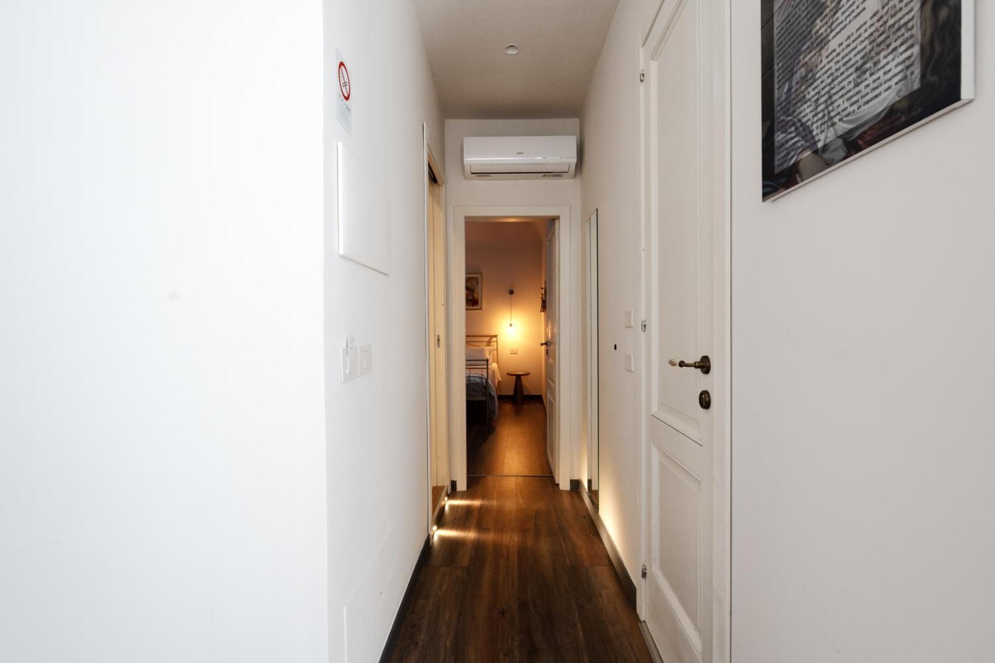 Holiday Lux Boutique Room Катанія Екстер'єр фото