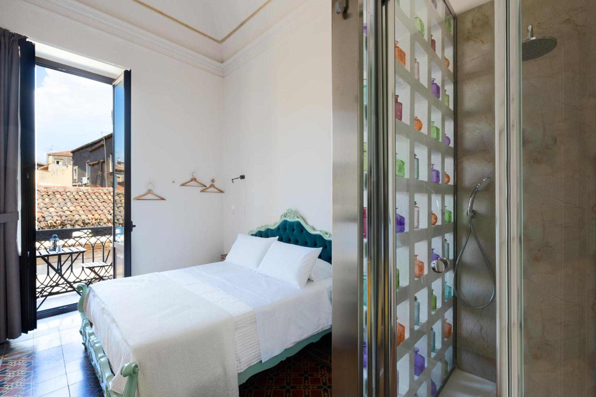Holiday Lux Boutique Room Катанія Екстер'єр фото