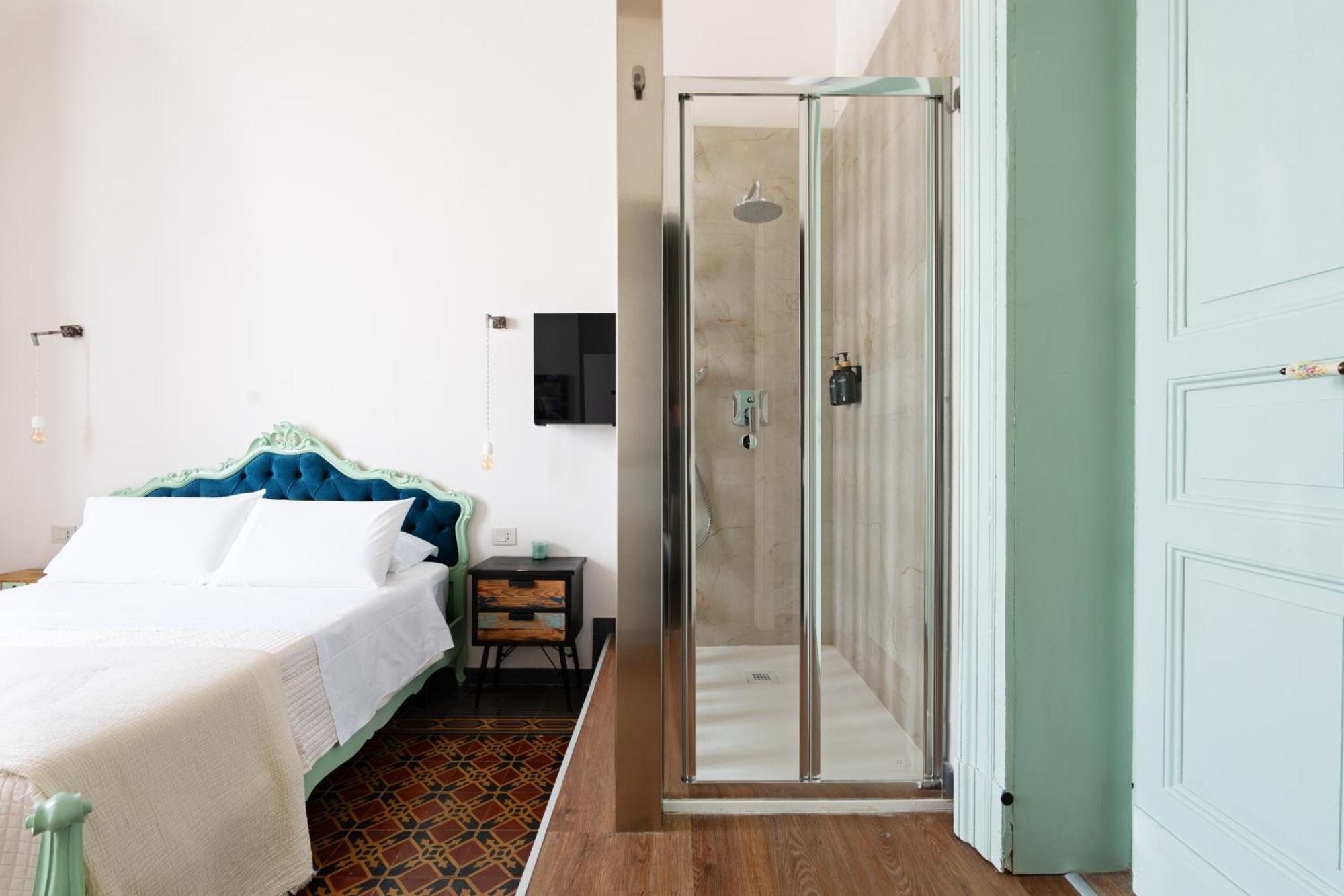 Holiday Lux Boutique Room Катанія Екстер'єр фото
