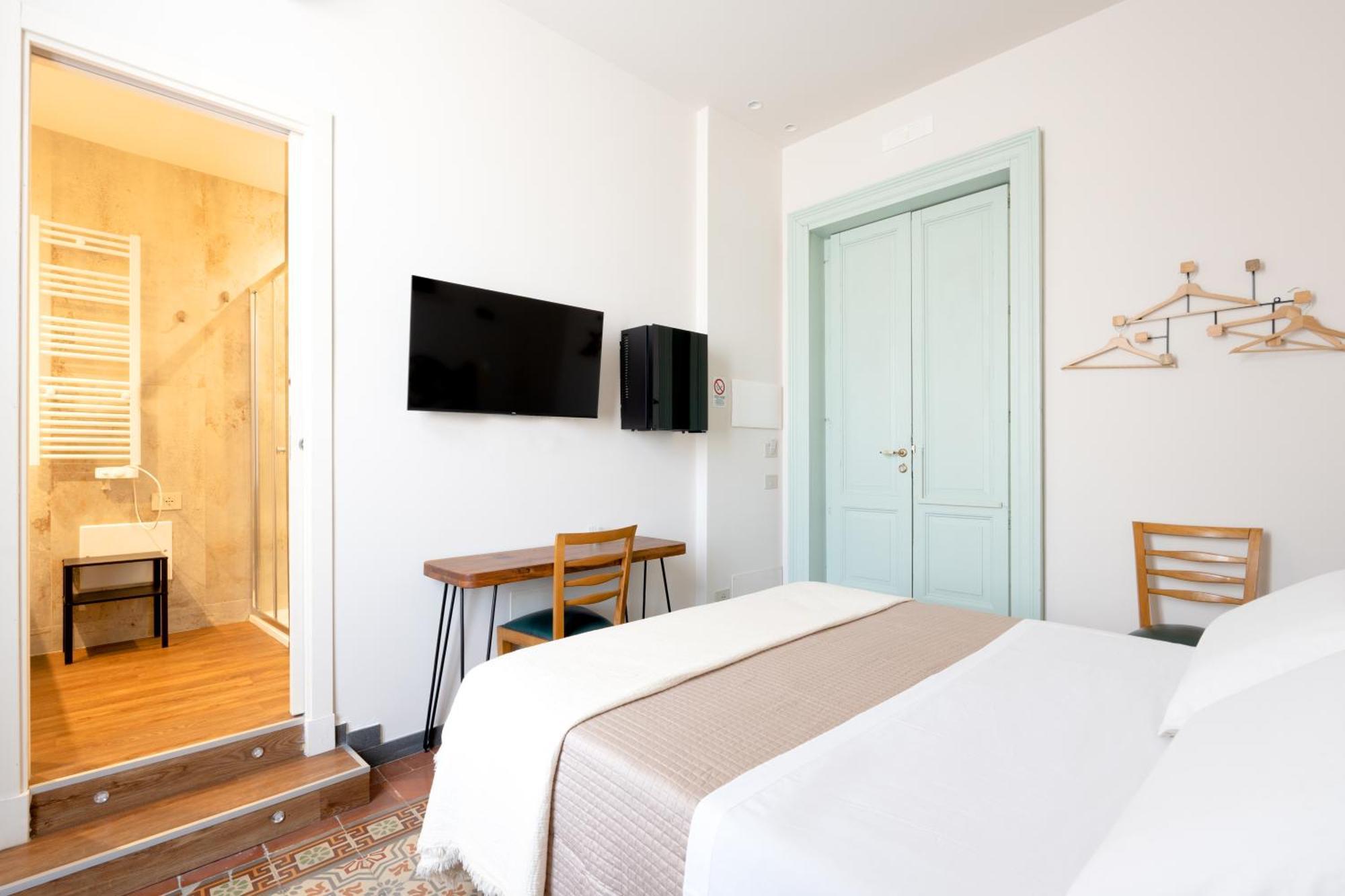 Holiday Lux Boutique Room Катанія Екстер'єр фото