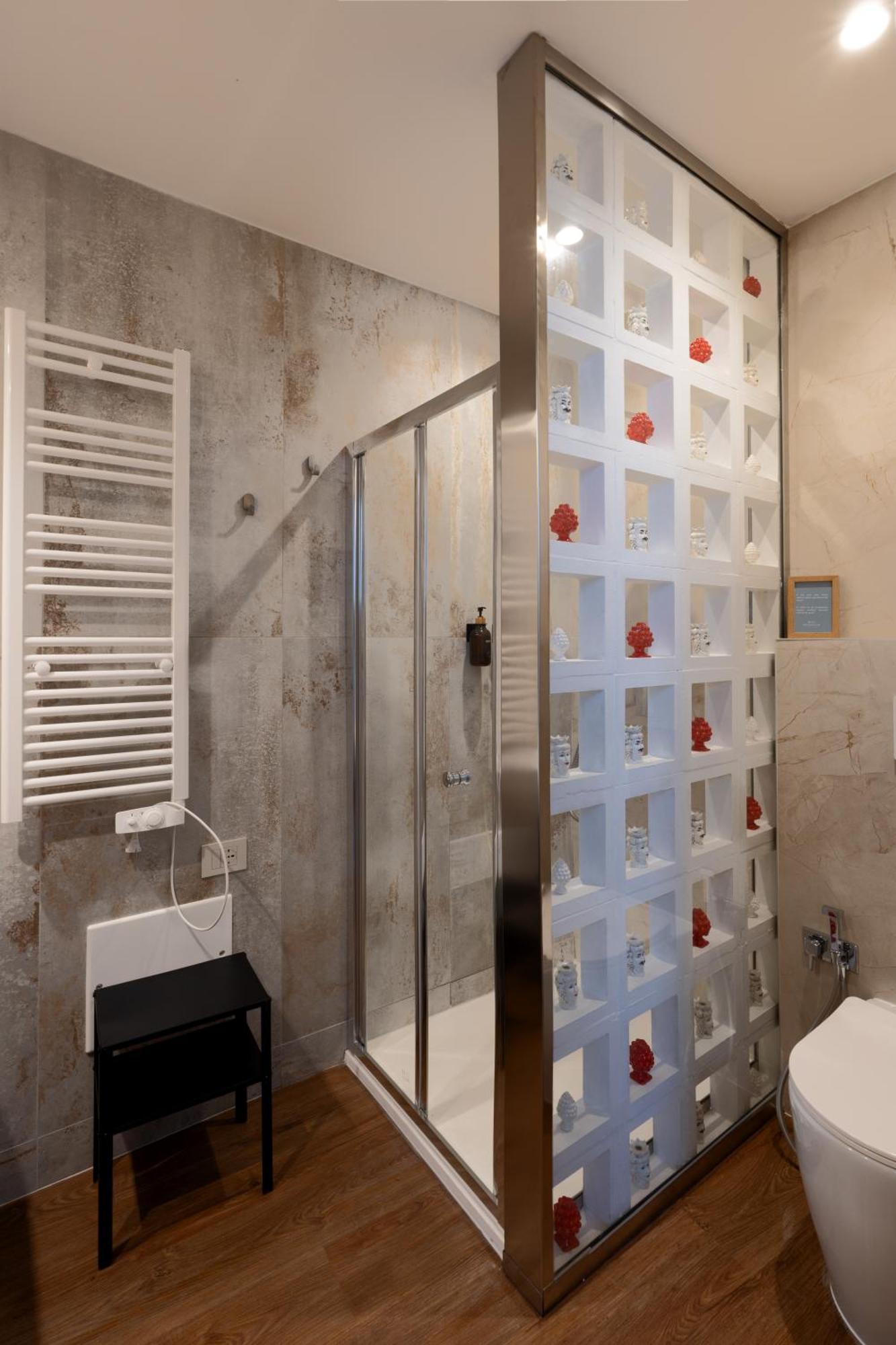 Holiday Lux Boutique Room Катанія Екстер'єр фото